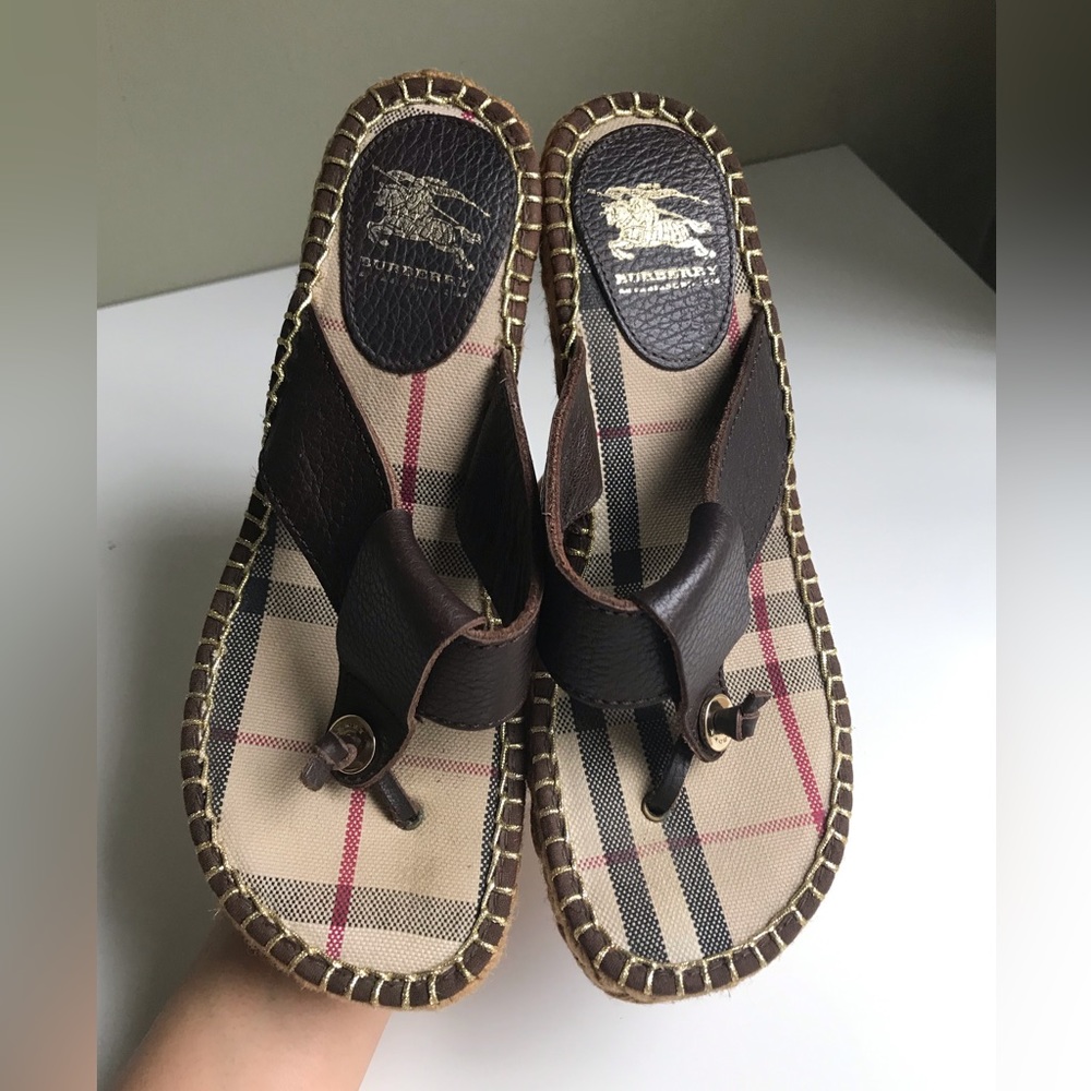Burberry Brown Leather & Vintage Check Sandal Thong